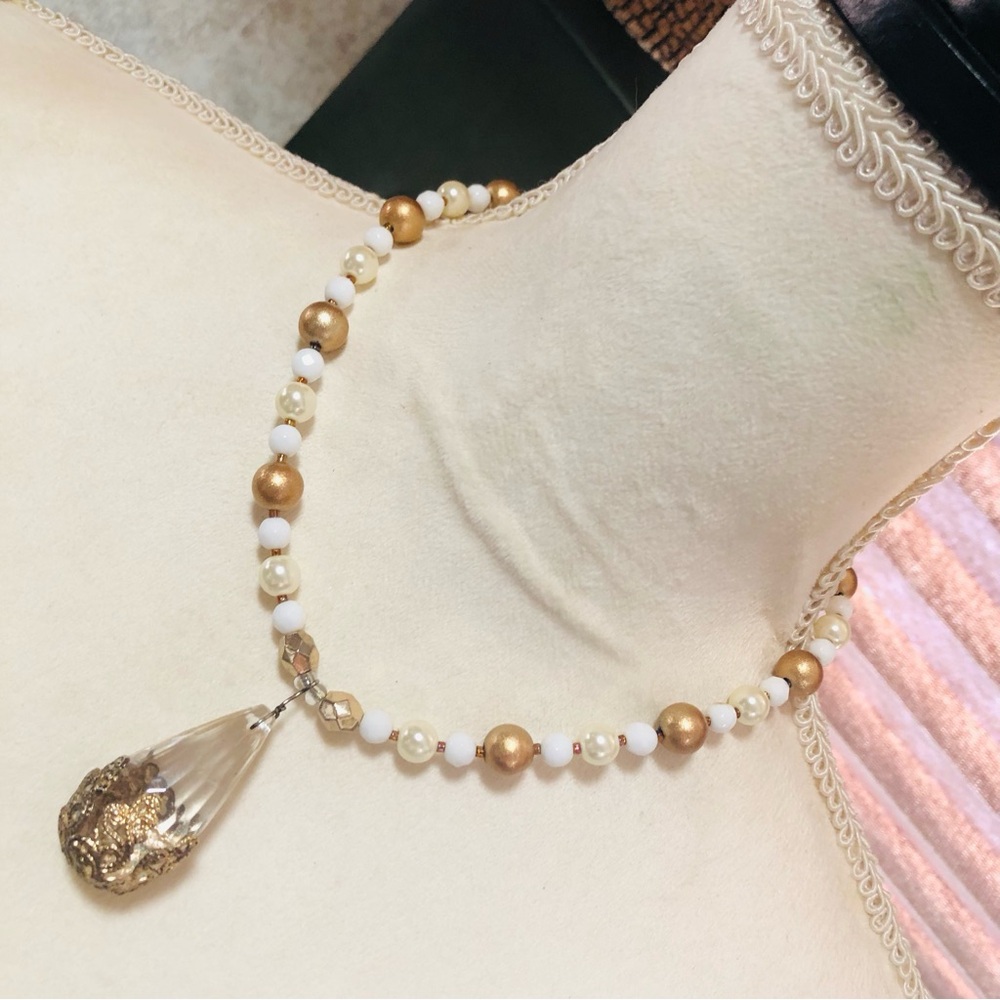Handcrafted repurpose faceted filigree cap lucite gem pendant beaded necklace